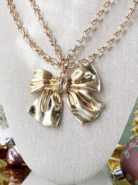 Park Lane Sleighbell Necklace with REMOVABLE Bow Pendant